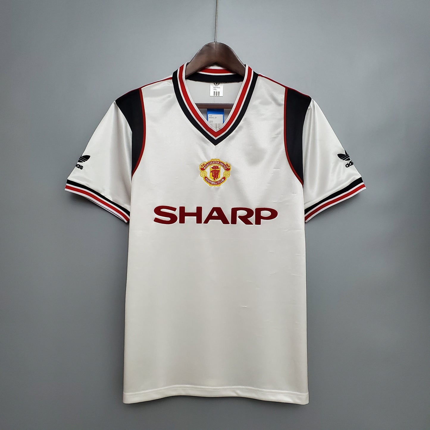 Retro 1985 Manchester United white