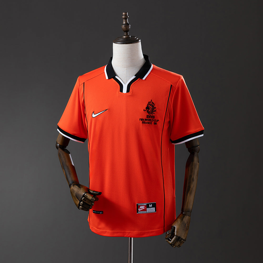 Retro 1998 Holland home