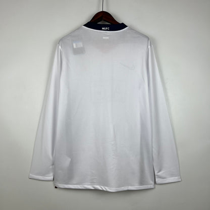 Retro Long Sleeve Manchester United 07/08 White