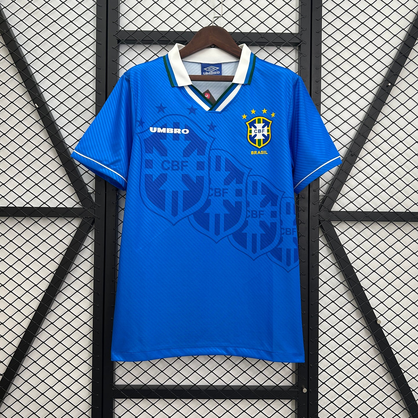 Retro Brazil 93/94 away