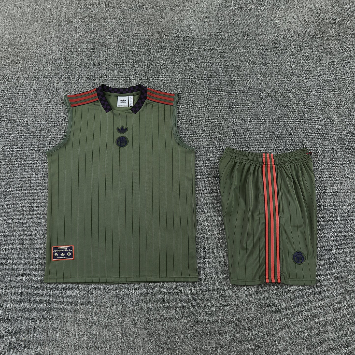 Bayern Retro Vest Set-Dark Green