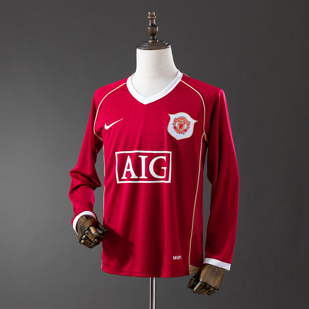 Retro 06/07 M-U Long sleeve home