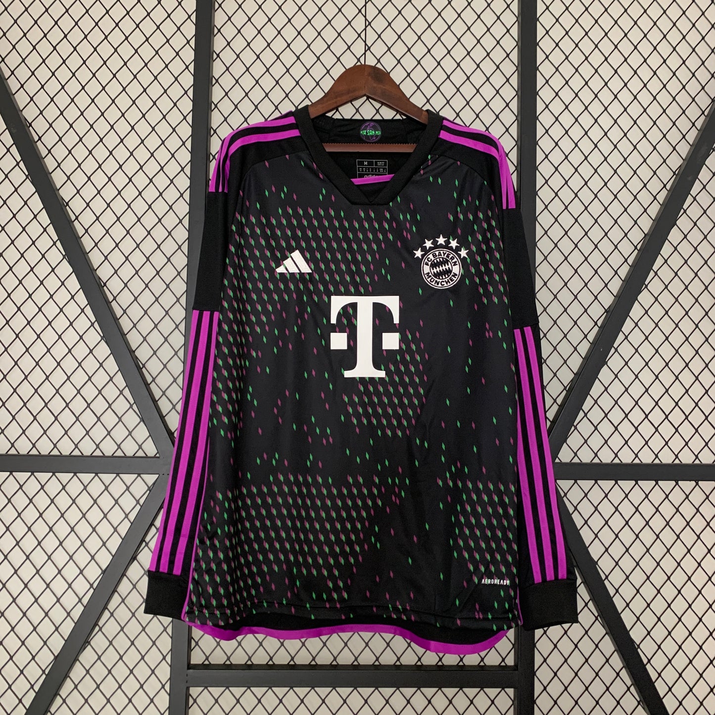 23/24 Long Sleeve Bayern Munich Away