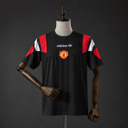 Manchester United 26/27 EQT Black Retro